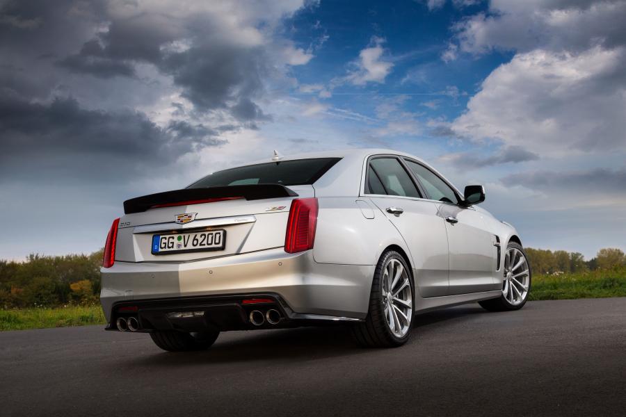  Cadillac CTS-V 2015 года  (WW) (фото 8 из 18)